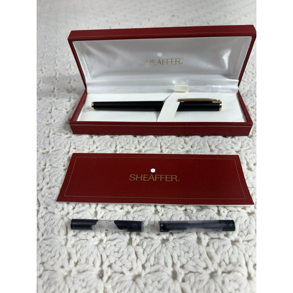 Vintage Sheaffer Fountain WHITE DOT Pen Medium in Original Red Box